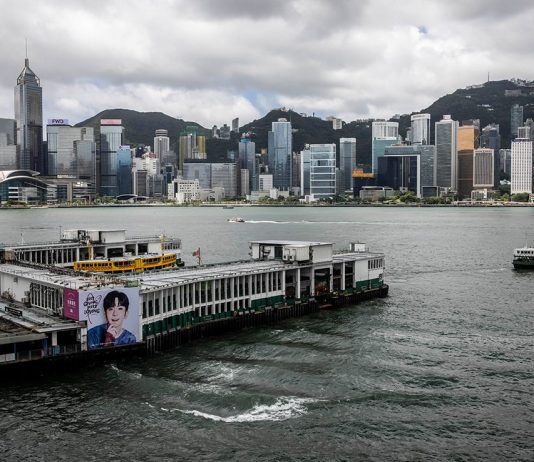 अमेरिकेच्या नवीन दरांमध्ये पहिल्या तिमाहीत चिनी अर्थव्यवस्था 5.4% वाढली