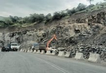 सावधान : दिवे घाट आज ३ तास बंद राहणार पालखीमार्गाचे ब्लास्टिंगद्वारे रुंदीकरणाचे काम पुण्याकडे जाणाऱ्या वाहनांनी कोणत्या मार्गाना जावे ते पहा..