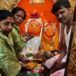 श्री क्षेत्र वीर येथे देवाला हळद लावण्याच्या कार्यक्रमाने यात्रेची सुरुवात आज मध्यरात्री लाखो भाविकांच्या उपस्थितीत होणार विवाह सोहळा