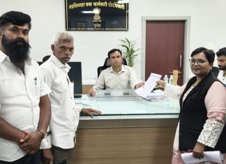 शिक्षण क्षेत्रातील विविध मागण्यांसाठी व त्यांच्या संविधानिक हक्काचा अधिकार मिळण्यासाठी पुरंदर तहसीलदारांना राष्ट्रीय बहुजन कर्मचारी संघाच्या वतीने निवेदन….