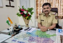 सासवड पोलीस स्टेशनचे पोलीस निरीक्षक कुमार कदम यांना सासवड पोलीस स्टेशनच्या हद्दीत अवैध धंद्यांवर प्रभावी कारवाई करण्यात अपयश पुणे ग्रामीणचे पोलीस अधीक्षक संदीप सिंह गिल यांच्या आदेशानुसार त्यांची बदली