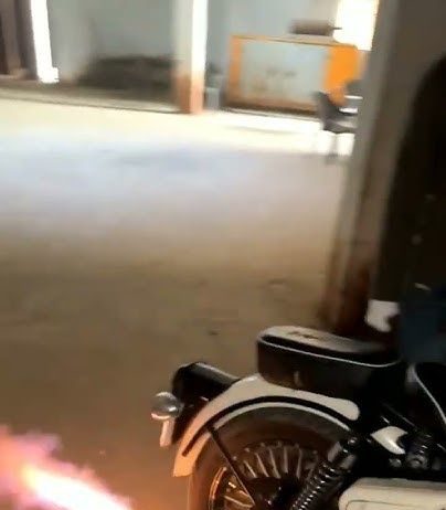बुलेटच्या कर्णकर्कश आवाजाने सासवडकर त्रस्त; कारवाईची मागणी….